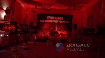 В Донецке росгвардейцы почтили память жертв терроризма