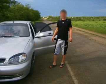 Житель Мариуполя поверил кодовому слову и отдал дропперу* более 1 000 000 рублей