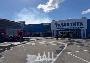 ВСУ ударили по торговому центру «Галактика» в Мариуполе — здание полностью выгорело