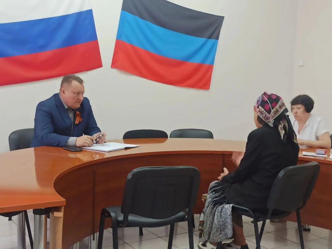 Валентин Левченко: Сегодня провёл личный приём жителей