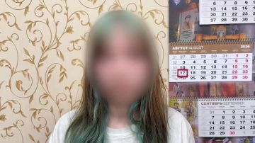 Полицейские выявляют факты публичного размещения информации, нарушающей законодательство