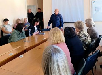 По поручению Главы ДНР Дениса Пушилина в Петровском районе продолжаются встречи с населением
