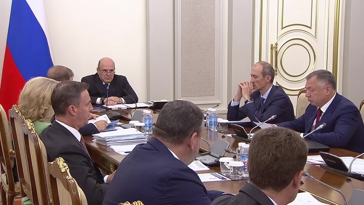 Марат Хуснуллин об обновлении общественного транспорта в российских регионах