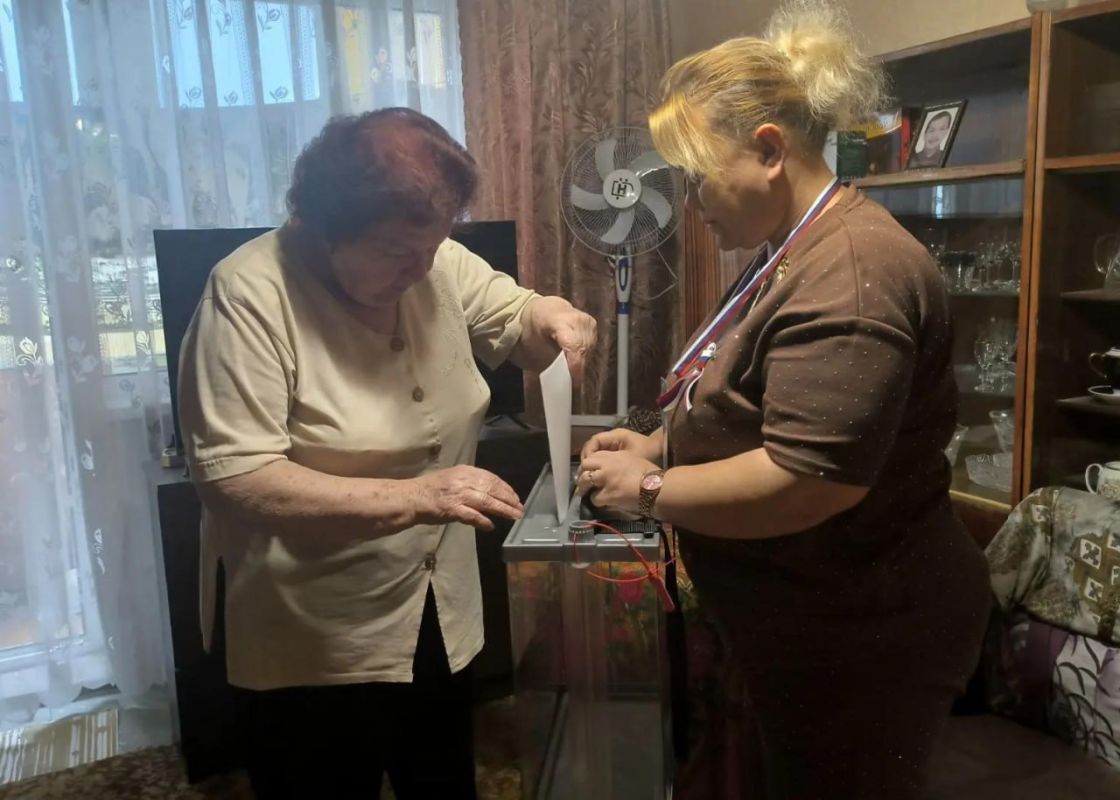 Иван Адамец: В Куйбышевском районе продолжается досрочное голосование на выборах депутатов Госдумы РФ 9-го созыва