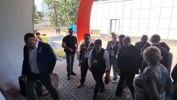 На Первом Республиканском телеканале в эфире с участием молодых электоральных экспертов из шести стран выступили председатель Общественной Палаты ДНР Александр Кофман и председатель Избирательной комиссии ДНР Владимир...