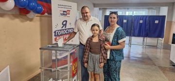 Руководитель Управы Кировского района Алексей Дмитрюк принял участие в голосовании на выборах в Государственную думу Российской Федерации