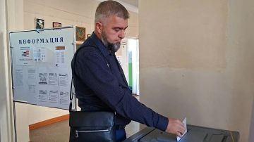 Валентин Левченко: Заместитель руководителя Управы Киевского района принял участие в голосовании