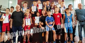 Завершилось открытое Первенство городского округа Донецк по спортивной борьбе, посвящённое празднованию Дня освобождения Донбасса!