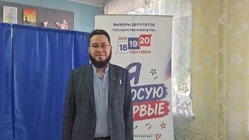 Депутат Донецкого городского совета ДНР Алексей Ковровский принял участие в голосовании на выборах в Государственную думу Российской Федерации