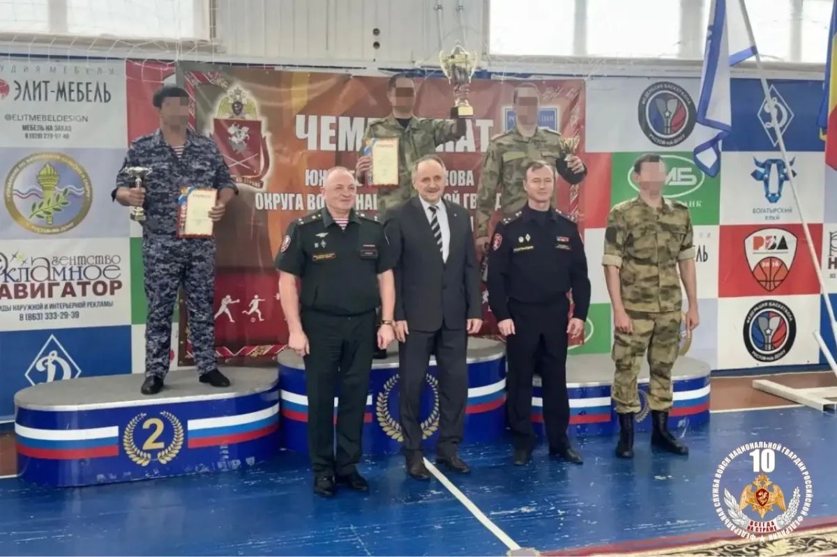 Росгвардейцы из ДНР — чемпионы Южного округа по плаванию