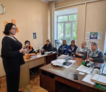 По поручению Главы ДНР Дениса Пушилина в Петровском районе города Донецка продолжаются встречи с жителями