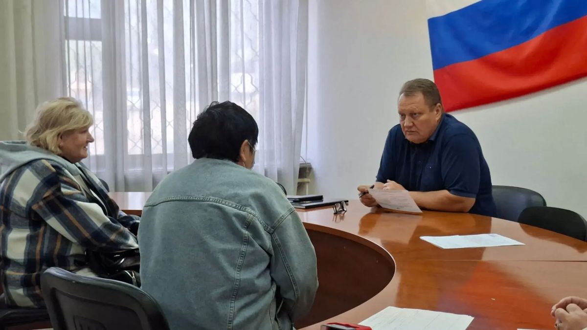 Валентин Левченко: Итоги приема граждан. В ходе приёма граждан поступили обращения от жителей станции ДонецкСеверный