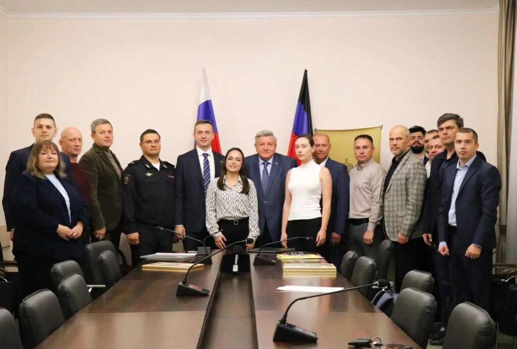 Заместитель Председателя Российского военно-исторического общества Николай Овсиенко посетил ДНР