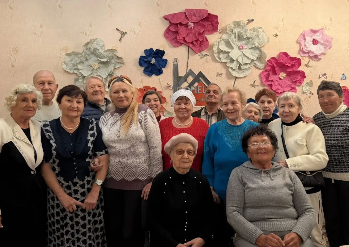 Благотворительный обед в честь Дня пожилого человека