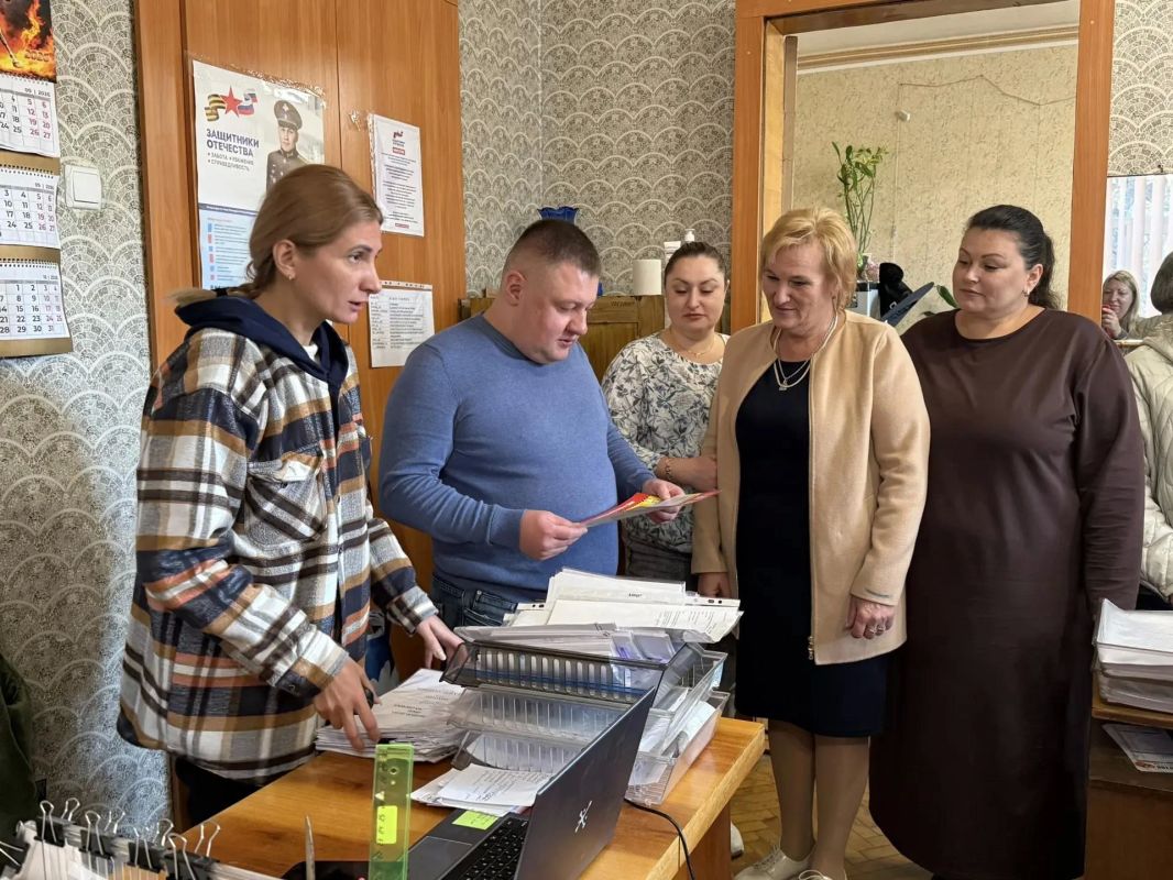 Иван Адамец: Сегодня встретился с социальными координаторами Куйбышевского филиала фонда "Защитники Отечества"