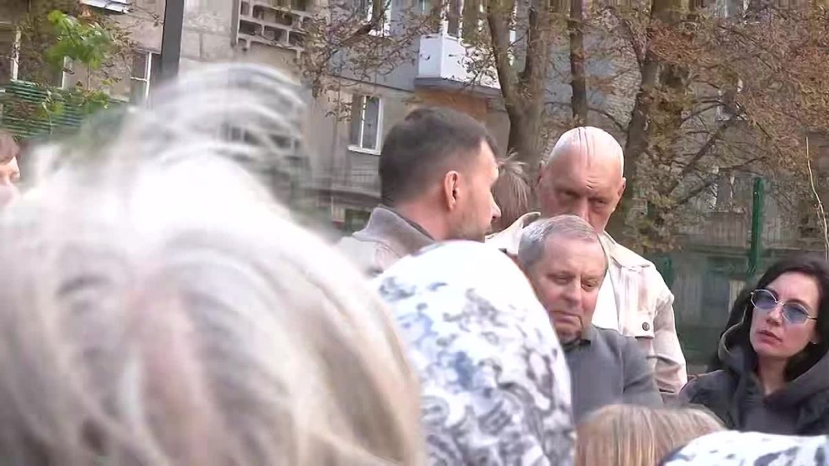 Анна Кондрыкинская: Вместе с Денисом Пушилиным, Главой Донецкой Народной Республики, выехала к жителям дома № 1 на улице Руднева в Центрально-Городском районе Макеевки