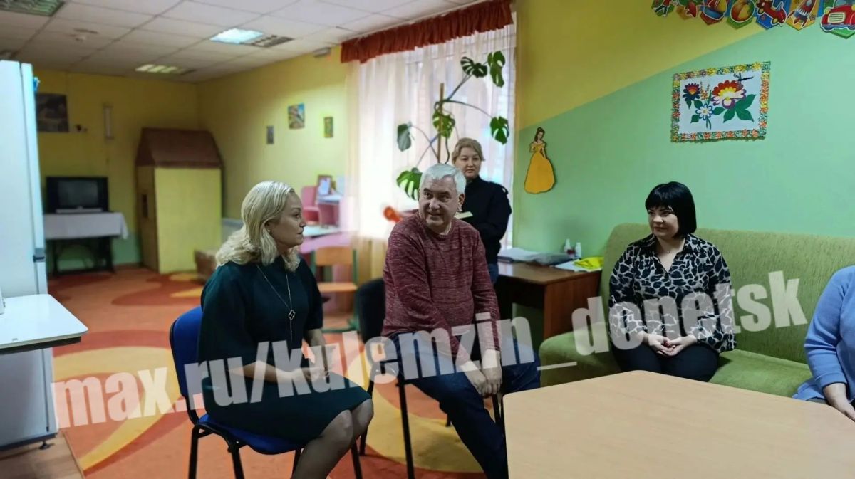 В Петровском районе состоялась встреча с жителями в ГБУ «Центр социальной реабилитации инвалидов и детей-инвалидов города Донецка «С надеждой на будущее», которую провел заместитель главы администрации городского округа...