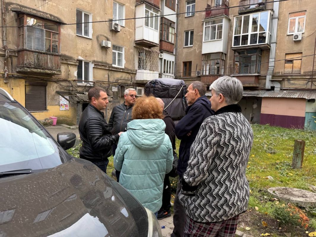 Встреча с жителями Ворошиловского района: решаем вопросы вместе!